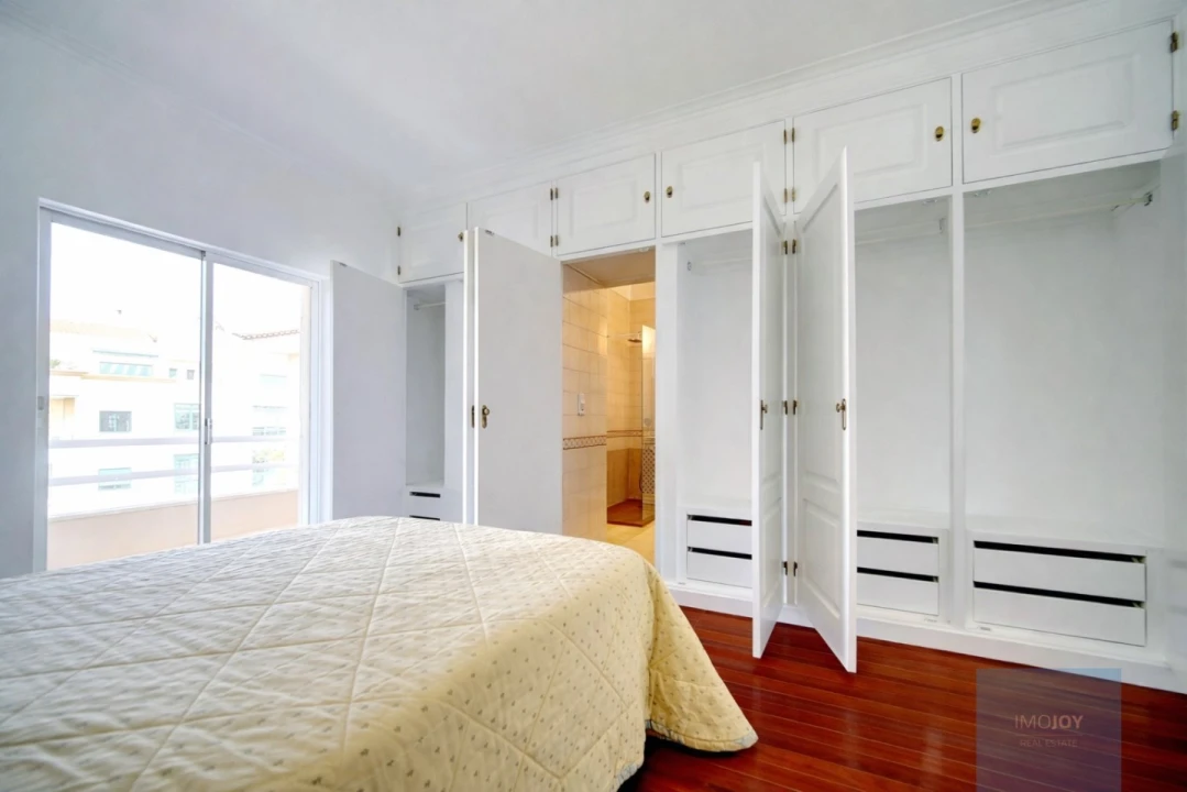 Apartamento T2 para Venda em Cascais e Estoril Foto 17