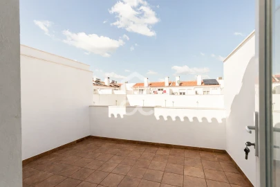 Moradia T2 para Venda em Bacelo e Senhora da Saúde