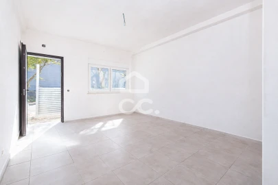 Moradia T2 para Venda em Bacelo e Senhora da Saúde