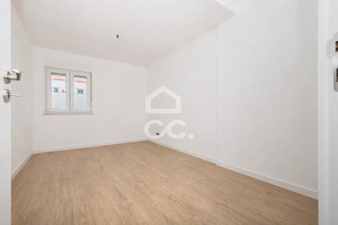 Moradia T3 para Venda em Malagueira e Horta das Figueiras Foto 4