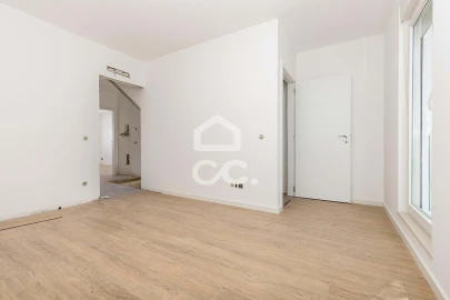 Moradia T3 para Venda em Malagueira e Horta das Figueiras