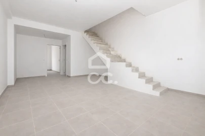 Moradia T3 para Venda em Malagueira e Horta das Figueiras