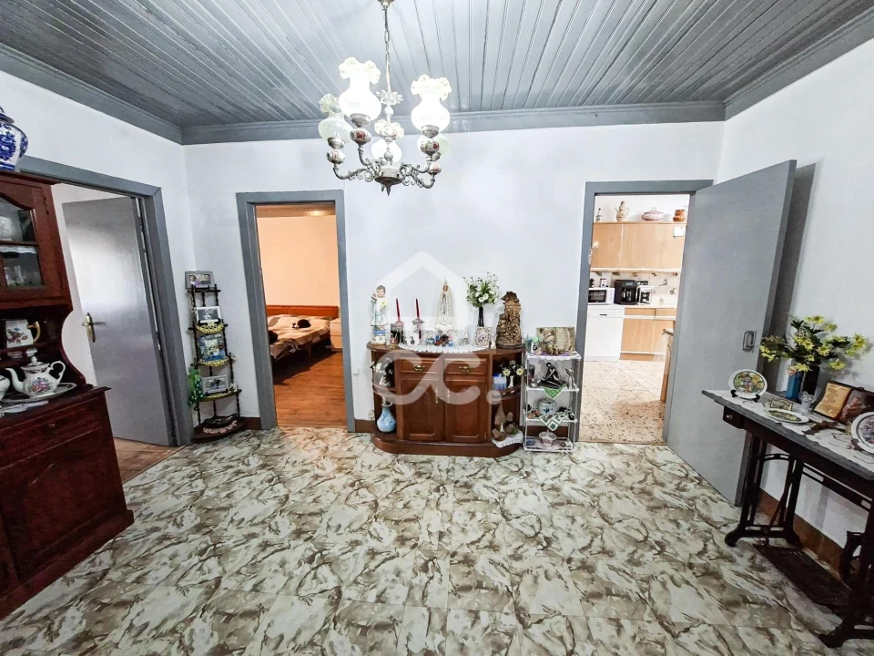 Moradia T3 para Venda em São Miguel de Vila Boa Foto 9