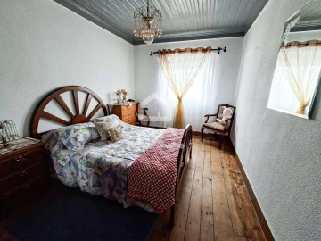 Moradia T3 para Venda em São Miguel de Vila Boa