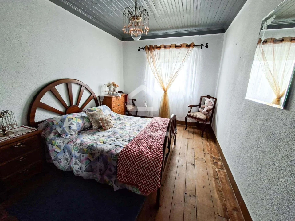 Moradia T3 para Venda em São Miguel de Vila Boa Foto 16