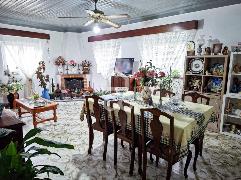 Moradia T3 para Venda em São Miguel de Vila Boa Foto 11