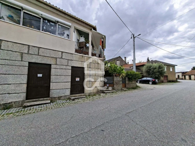 Moradia T3 para Venda em São Miguel de Vila Boa Foto 2