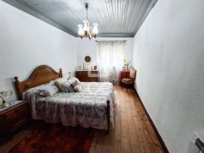 Moradia T3 para Venda em São Miguel de Vila Boa Foto 15