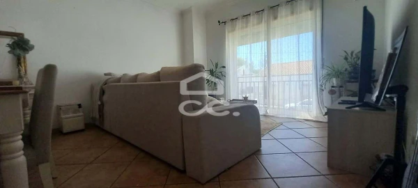 Moradia T2 para Venda em Santa Clara de Louredo