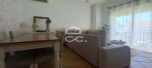 Moradia T2 para Venda em Santa Clara de Louredo