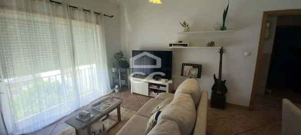 Moradia T2 para Venda em Santa Clara de Louredo