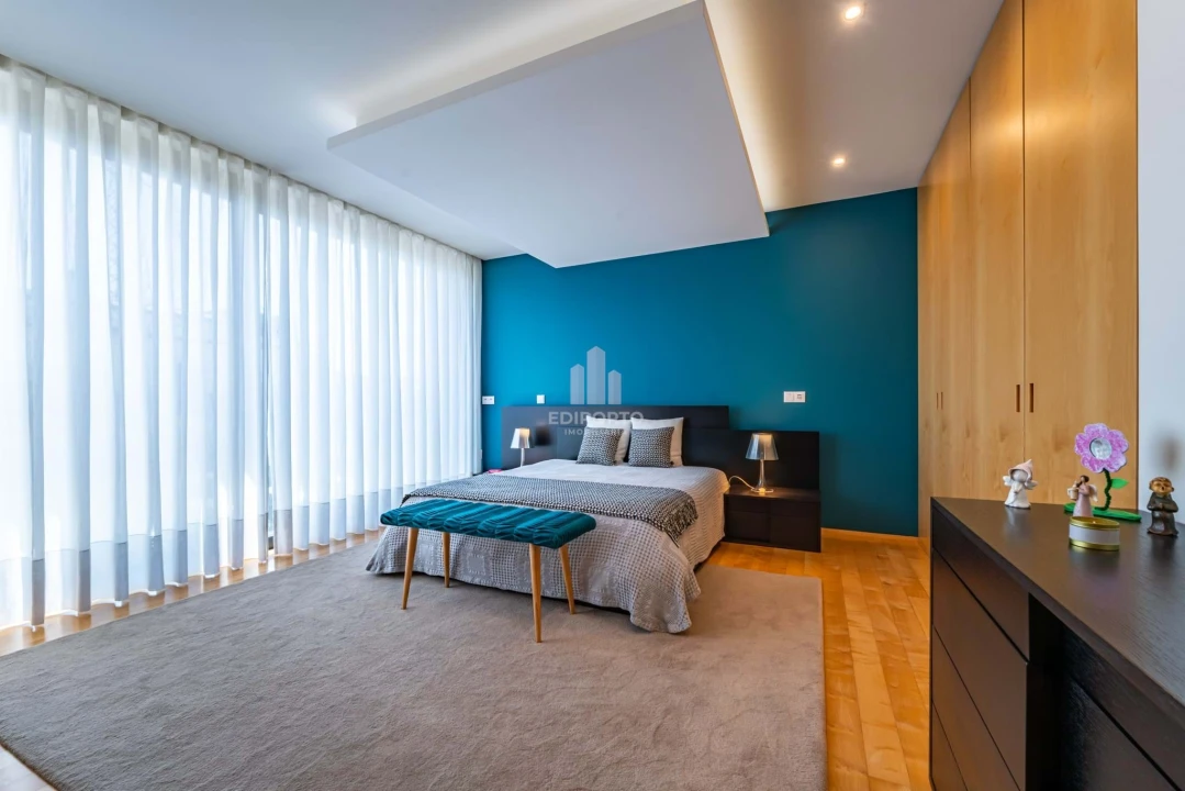 Moradia T4 para Venda em Cidade da Maia Foto 16