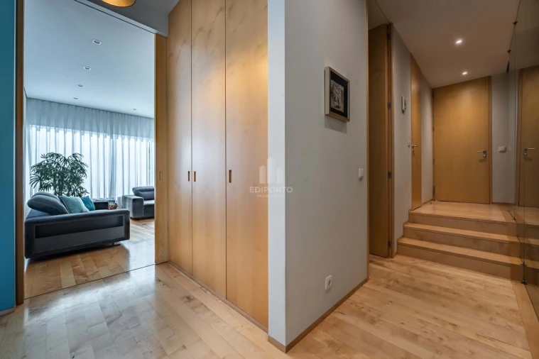 Moradia T4 para Venda em Cidade da Maia Foto 4