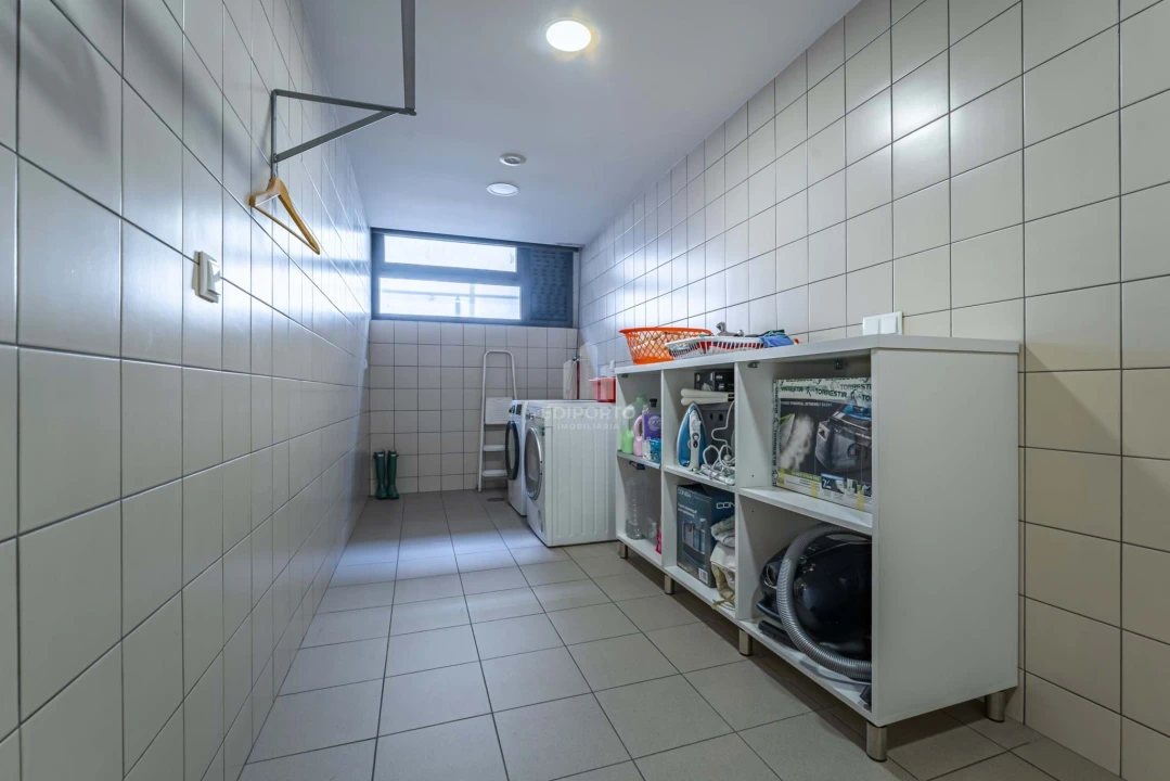 Moradia T4 para Venda em Cidade da Maia Foto 35