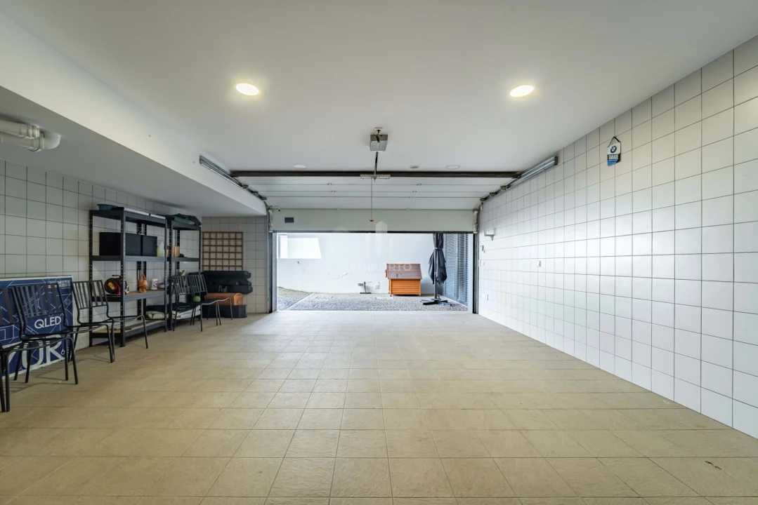 Moradia T4 para Venda em Cidade da Maia Foto 36