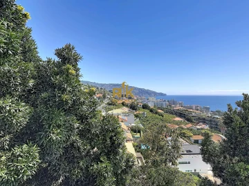 Apartamento T3 para Arrendamento em São Martinho