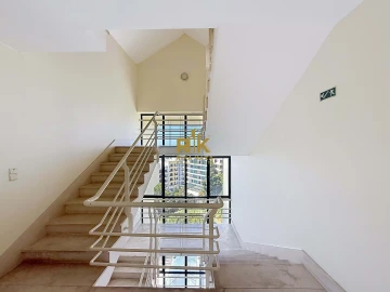 Apartamento T3 para Arrendamento em São Martinho