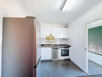 Apartamento T3 para Arrendamento em São Martinho