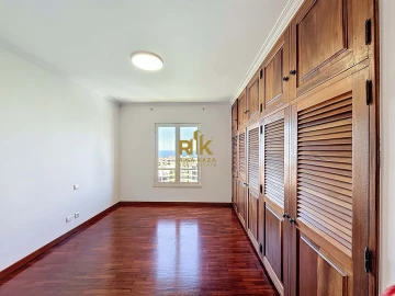 Apartamento T3 para Arrendamento em São Martinho