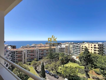 Apartamento T3 para Arrendamento em São Martinho