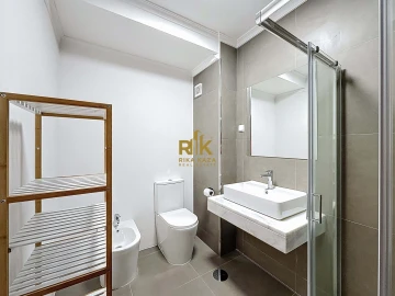 Apartamento T3 para Arrendamento em São Martinho