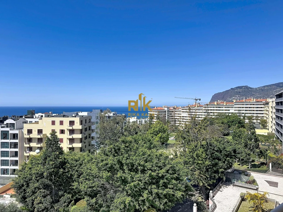 Apartamento T3 para Arrendamento em São Martinho Foto 28