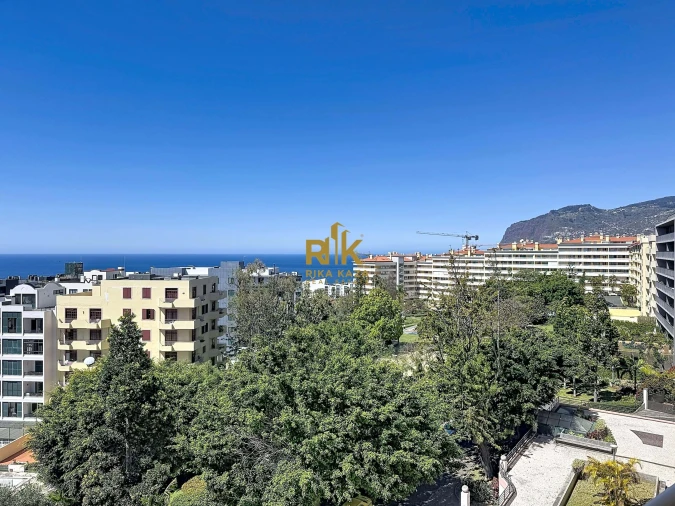 Apartamento T3 para Arrendamento em São Martinho Foto 28