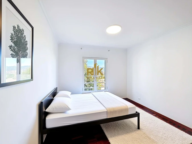 Apartamento T3 para Arrendamento em São Martinho Foto 11