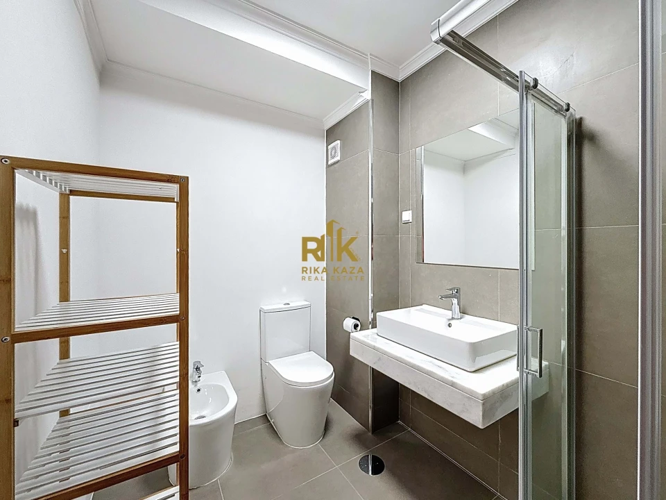 Apartamento T3 para Arrendamento em São Martinho Foto 39