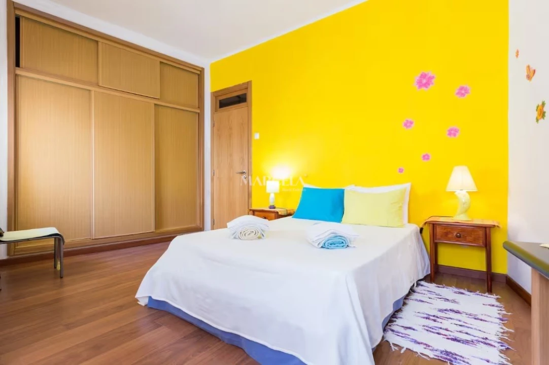Apartamento T5 para Venda em Lagos (São Sebastião e Santa Maria) Foto 9