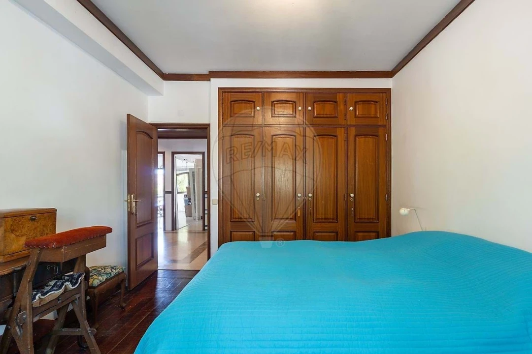 Apartamento T4 para Venda em Cascais e Estoril Foto 20