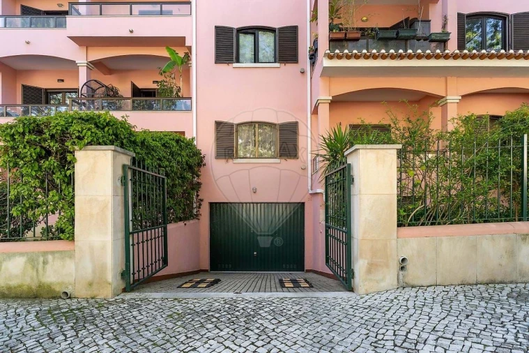 Apartamento T4 para Venda em Cascais e Estoril Foto 26