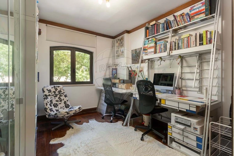 Apartamento T4 para Venda em Cascais e Estoril Foto 14