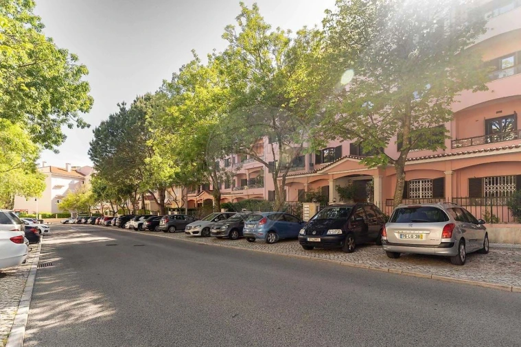 Apartamento T4 para Venda em Cascais e Estoril Foto 28