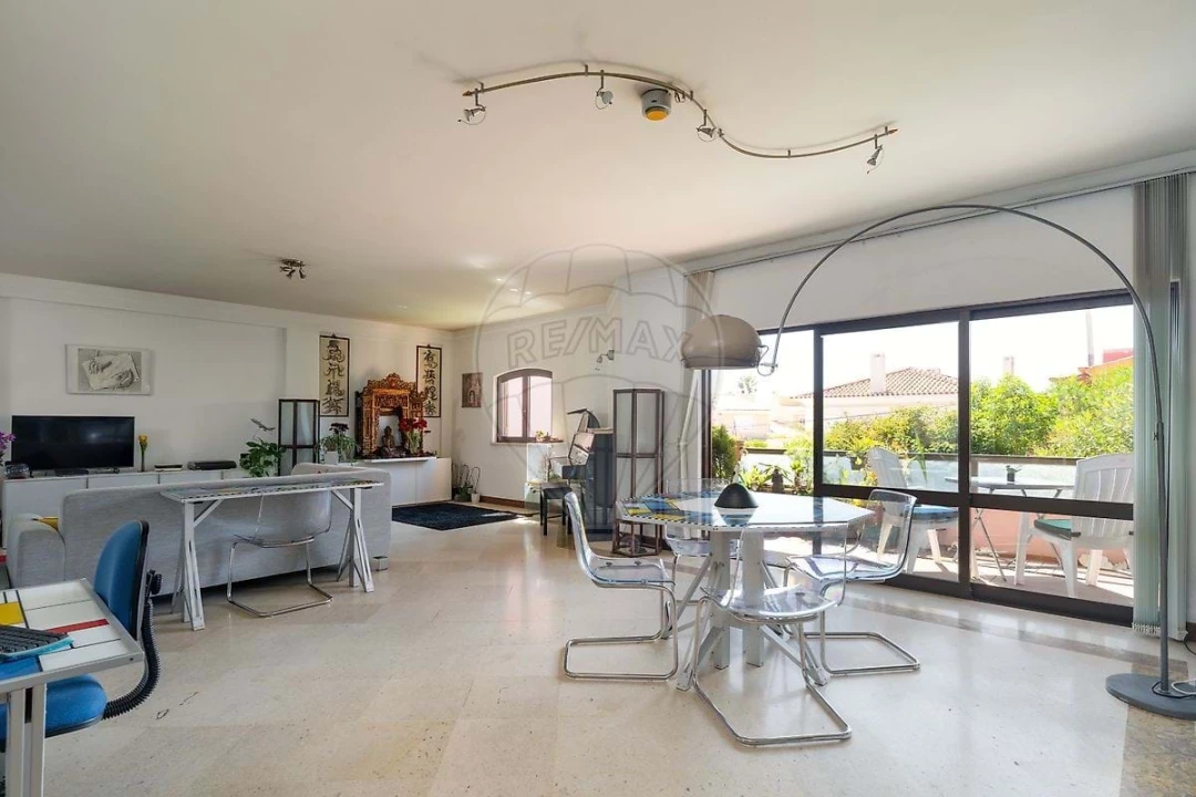 Apartamento T4 para Venda em Cascais e Estoril Foto 9