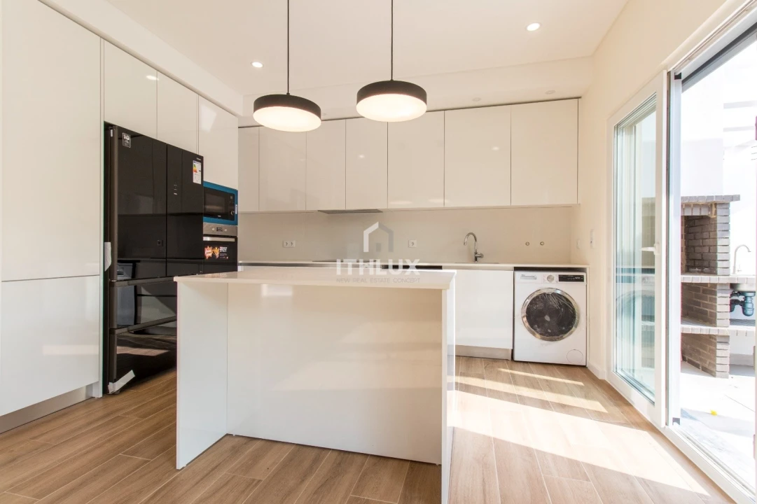 Apartamento T3 para Venda em Fernao Ferro Foto 75