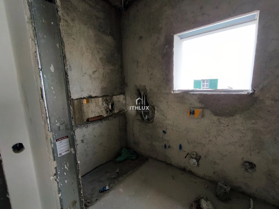 Apartamento T3 para Venda em Fernao Ferro Foto 32