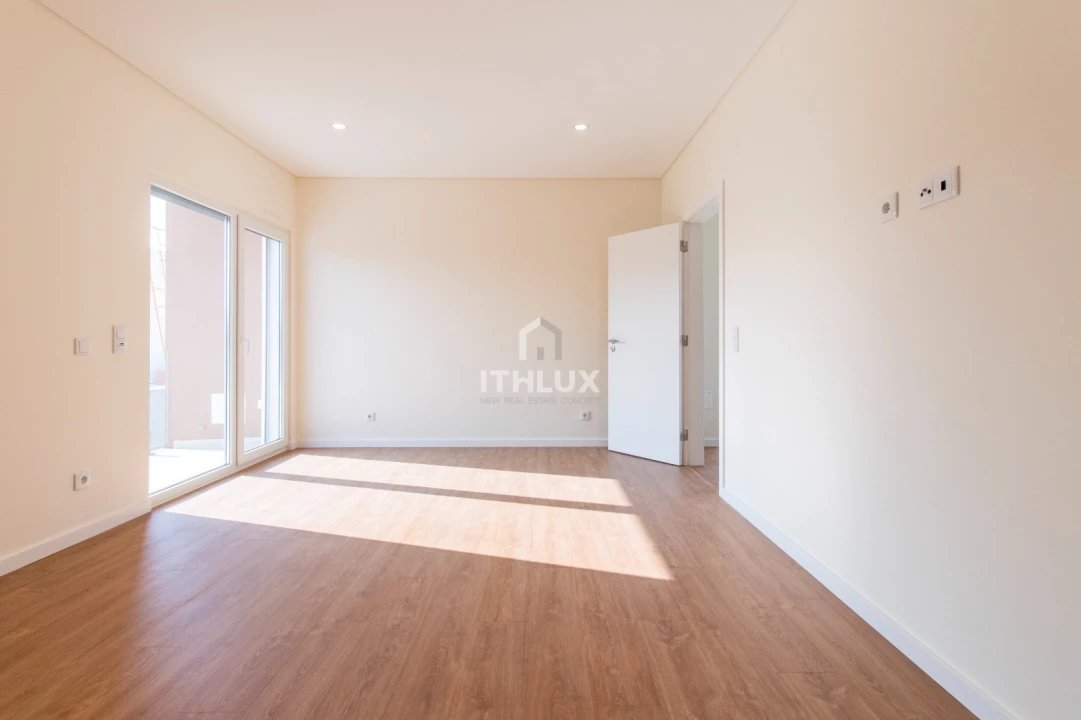 Apartamento T3 para Venda em Fernao Ferro Foto 38