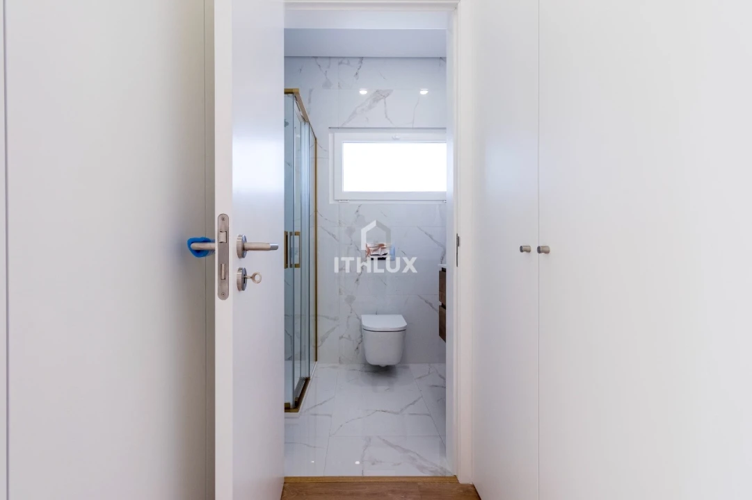 Apartamento T2 para Venda em Fernao Ferro Foto 24