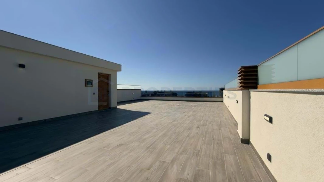 Apartamento T2 para Venda em Quarteira Foto 63