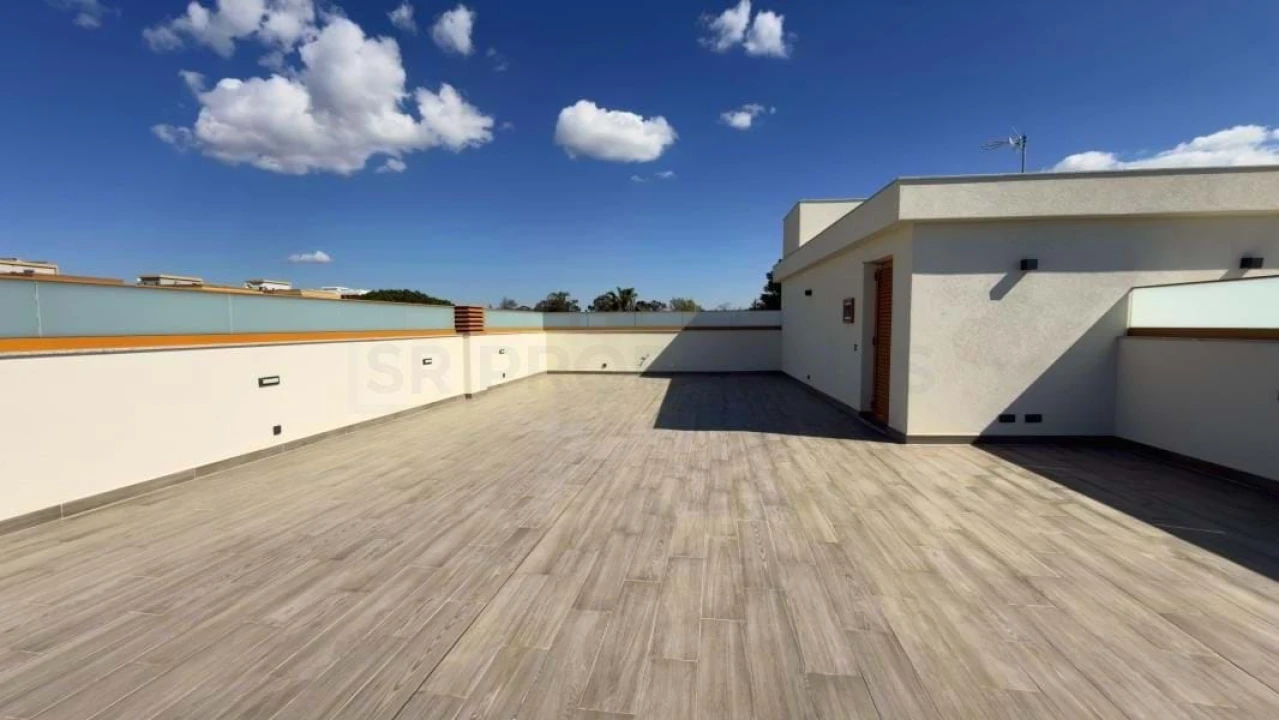 Apartamento T2 para Venda em Quarteira Foto 62