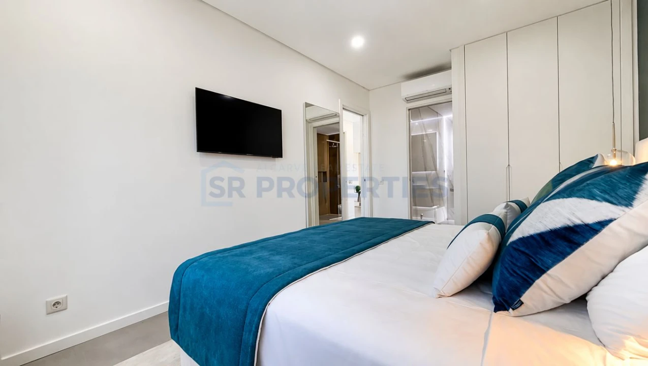 Apartamento T2 para Venda em Quarteira Foto 44