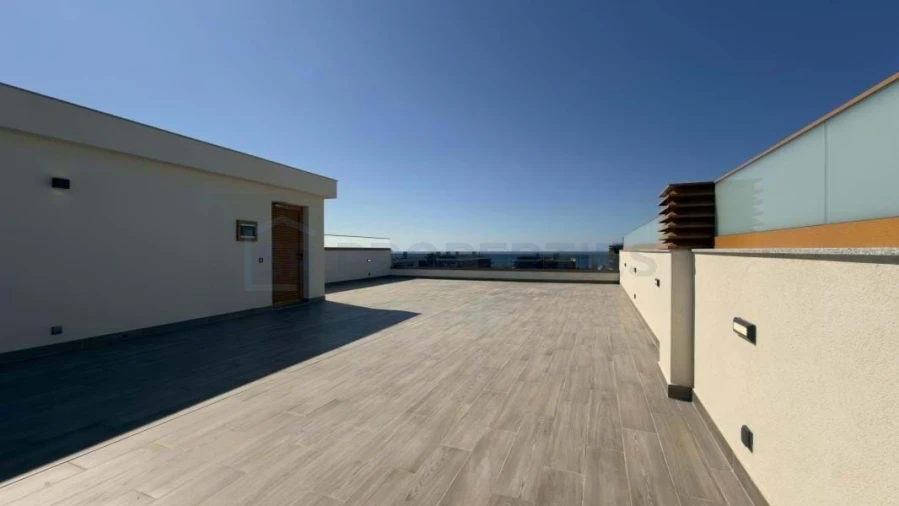 Apartamento T2 para Venda em Quarteira Foto 63