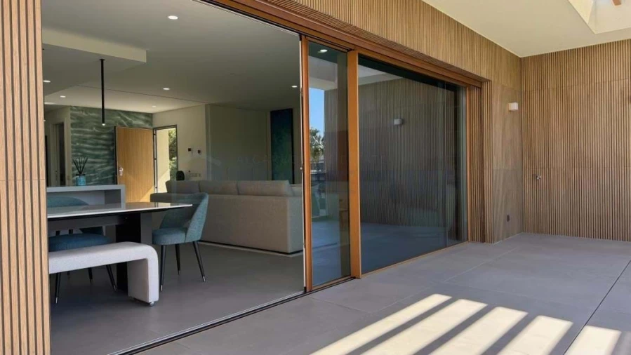 Apartamento T2 para Venda em Quarteira Foto 30