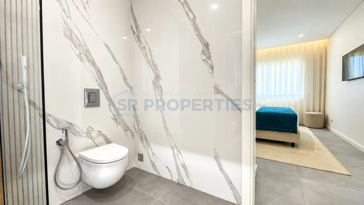 Apartamento T2 para Venda em Quarteira Foto 45