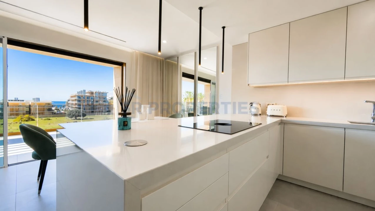 Apartamento T2 para Venda em Quarteira Foto 3