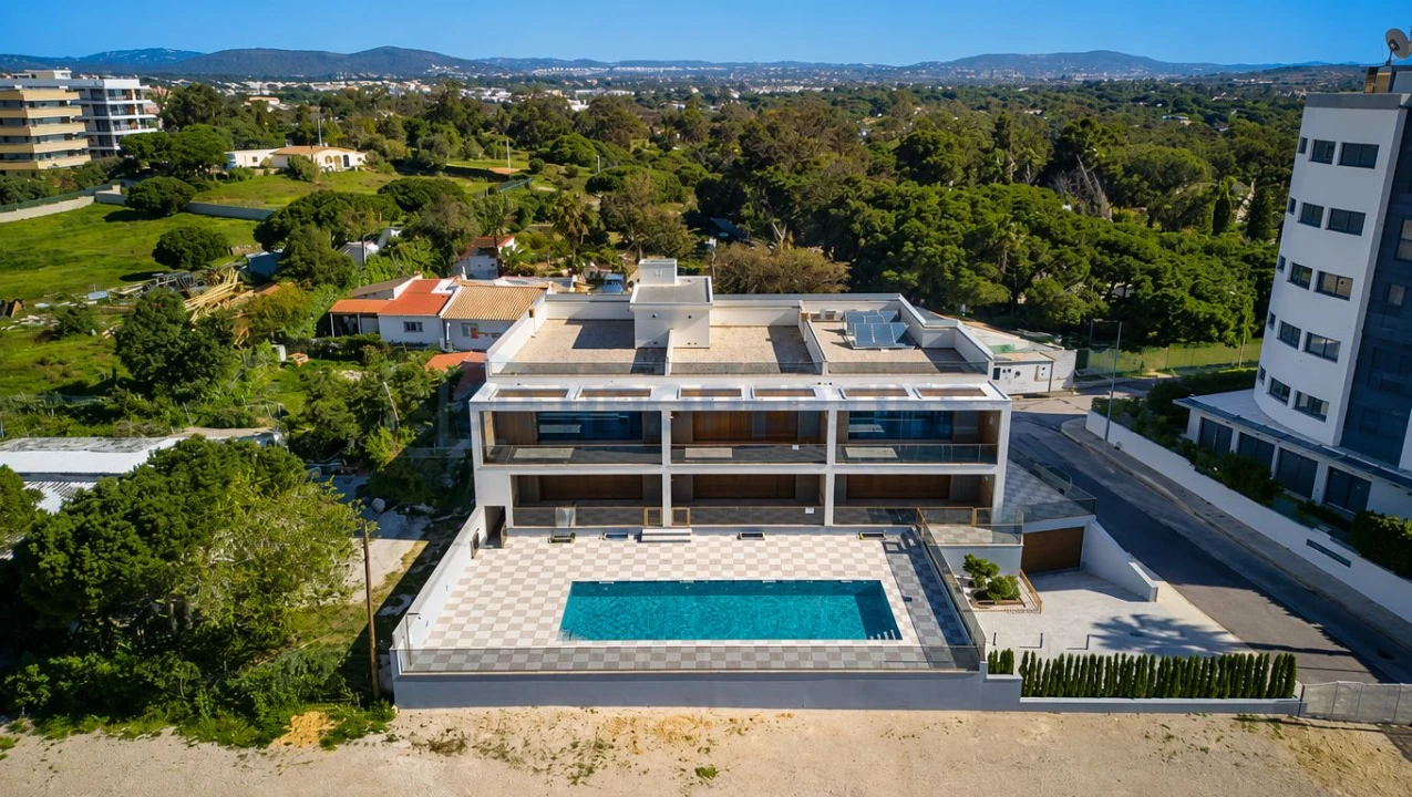 Apartamento T2 para Venda em Quarteira Foto 1