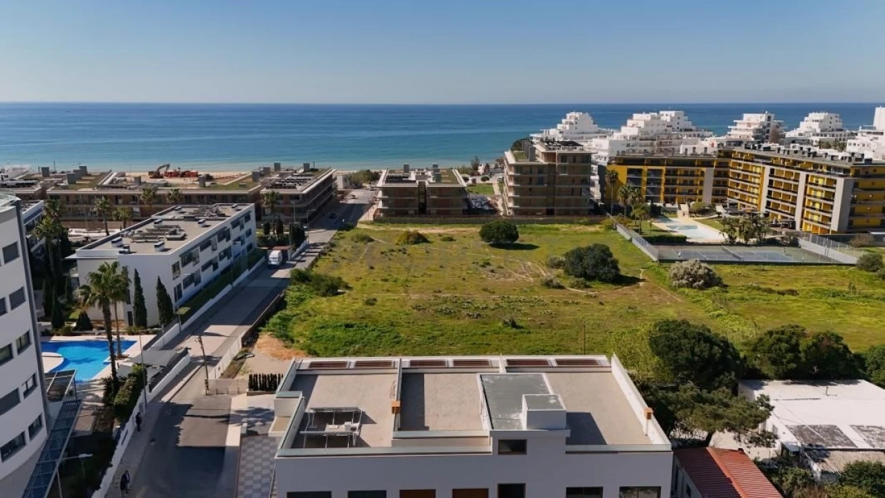 Apartamento T2 para Venda em Quarteira Foto 13