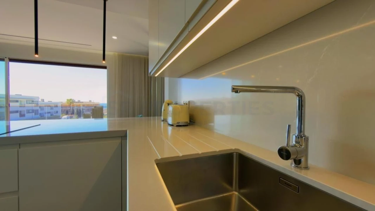 Apartamento T2 para Venda em Quarteira Foto 33