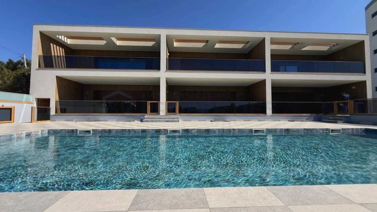 Apartamento T2 para Venda em Quarteira Foto 24